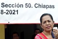 Miércoles 28 de noviembre del 2018. Tuxtla Gutiérrez. Marí­a de Jesús Chusita Espinoza de Los Santos, dirigente de la Sección 50 del Sindicato Nacional de la Secretaria de Salud en Chiapas en conferencia de prensa