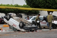 Lunes 1 de mayo del 2017. Tuxtla Gutiérrez. Los destrozos de la planta de una empresa refresquera durante las jornadas de protesta de este medio día.