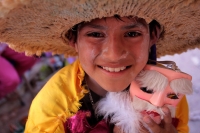 Lunes 12 de febrero del 2018. Ocosocuautla de Espinosa. Las Máscaras del Carnaval de Coita. Los Personajes ataviados con máscaras y vestimenta representativa recorren los diferentes barrios y las casas de fiesta Cohuinas donde bailan y gritan durante lo