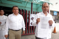 Jueves 4 de agosto del 2016. Tuxtla Gutiérrez. Gustavo A. de Hoyos Walther, presidente nacional de la Confederación Patronal de la República Mexicana acompaña a Enoc Gutiérrez Cruz de Coparmex-Chiapas en los tribunales federales en este estado del sureste Jueves 4 de agosto del 2016. Tuxtla Gutiérrez. Gustavo A. de Hoyos Walther, presidente nacional de la Confederación Patronal de la República Mexicana acompaña a Enoc Gutiérrez Cruz de Coparmex-Chiapas en los tribunales federales en este estado del sureste