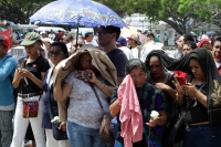 Jueves 3 de octubre del 2019. Tuxtla Gutiérrez. El cuerpo del fallecido Francisco Jiménez Pablo Fundador del Mocri Cnpa Mn es colocado en  la entrada del edificio del gobierno de Chiapas este medio día