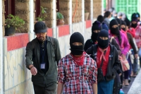 Miércoles 27 de diciembre del 2017. San Cristóbal de las Casas. Las representantes de las bases de apoyo del EZLN dan la bienvenida a los asistentes al segundo encuentro Conciencias por la Humanidad, Las Ciencias Contra el Muro que se realiza a partir d