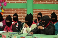 Miércoles 27 de diciembre del 2017. San Cristóbal de las Casas. Las representantes de las bases de apoyo del EZLN dan la bienvenida a los asistentes al segundo encuentro Conciencias por la Humanidad, Las Ciencias Contra el Muro que se realiza a partir d