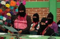 Miércoles 27 de diciembre del 2017. San Cristóbal de las Casas. Las representantes de las bases de apoyo del EZLN dan la bienvenida a los asistentes al segundo encuentro Conciencias por la Humanidad, Las Ciencias Contra el Muro que se realiza a partir d