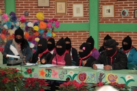 Miércoles 27 de diciembre del 2017. San Cristóbal de las Casas. Las representantes de las bases de apoyo del EZLN dan la bienvenida a los asistentes al segundo encuentro Conciencias por la Humanidad, Las Ciencias Contra el Muro que se realiza a partir d
