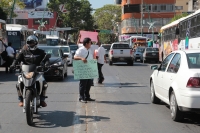 Martes 26 de diciembre del 2017. Tuxtla Gutiérrez. Los trabajadores de la lí­nea del Conejobus protestan este medio dí­a exigiendo el pago de sus prestaciones laborales