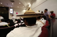 Martes 24 de enero del 2012. Campesinos esperan Glosa de la Administración Estatal. Tuxtla Gutiérrez, Chiapas. Campesinos de los altos del estado esperan durante más de una hora el inicio de la comparecencia del Secretario de Agricultura en el Congreso Lo
