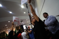 Lunes 1 de octubre del 2018. Tuxtla Gutiérrez. Esta tarde inician los trabajos de la LXVII legislatura chiapaneca con la protesta de los reporteros en torno a la muerte del periodista de Yajalón