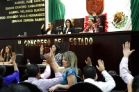 Jueves 10 de octubre del 2019. Tuxtla Gutiérrez. Durante la sesión parlamentaria se revisan las propuestas para autorizar a los municipios adquirir deudas para la construcción de infraestructura y la de reducir impuestos y el aumento al salario mínimo