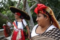 Lunes 14 de octubre del 2019. Tuxtla Gutiérrez. Al inicio del recorrido de  La Bajada de las Vírgenes de Copoya durante las celebraciones patronales de la Virgen del Rosario en la comunidad Zoque de Chiapas