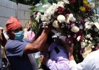 Domingo 29 de marzo del 2020. Tuxtla Gutiérrez. La procesión de las imágenes de la comunidad Zoque  inicia su de regreso hacia la Copoya sin que falten las previsiones para evitar contagios de Coronavirus.