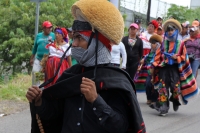 Viernes 14 de octubre del 2016. Tuxtla Gutiérrez. El colorido y alegría de las familias de la comunidad indígena zoque se presenta durante todas las festividades de esta cultura que se mantiene viva a pesar de los cambios que marcan las dinámicas sociales