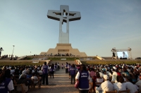 Miércoles 25 de abril del 2012. Christopher Pierre durante la ceremonia litúrgica de esta tarde en el Cristo de Copoya.