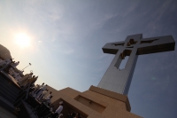 Miércoles 25 de abril del 2012. Christopher Pierre durante la ceremonia litúrgica de esta tarde en el Cristo de Copoya.