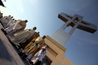 Miércoles 25 de abril del 2012. Christopher Pierre durante la ceremonia litúrgica de esta tarde en el Cristo de Copoya.