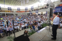 21 de agosto. Ernesto Cordero, como uno de los aspirantes a la candidatura del Partido Acción Nacional para las elecciones del 2012 donde se erigirá al presidente de México visita la ciudad de Tuxtla Gutiérrez donde se reúne con militantes de este partido