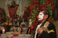 Jueves 20 de junio del 2019. Tuxtla Gutiérrez. Las familias pertenecientes a la comunidad Zoque recorren las calles con el rostro pintado de blanco durante las celebraciones del día de Corpus