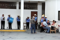 Lunes 7 de noviembre. Fetech continúa tomada.