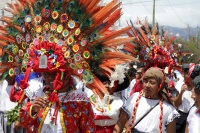 Domingo 17 de marzo del 2019. Tuxtla Gutiérrez. Los danzantes tradicionales Zoques durante la procesión de las Vírgenes que venera esta comunidad hacia el ejido de Copoya donde iniciaran festejos de la virgen de Candelaria.