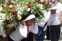 Domingo 17 de marzo del 2019. Tuxtla Gutiérrez. Los danzantes tradicionales Zoques durante la procesión de las Vírgenes que venera esta comunidad hacia el ejido de Copoya donde iniciaran festejos de la virgen de Candelaria.