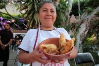 Viernes 2 de marzo del 2018. Tuxtla Gutiérrez. La flor de Cuchunuc. El arbusto conocido como cacahuananche florea en el mes de febrero dando una pequeña flor rosa y blanco. Esta flor es utilizada para elaborar algunos alimentos tradiconales por lo que d