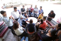 Jueves 20 de julio del 2017. Tuxtla Gutiérrez. La convocatoria para el seguimiento de la denuncia ante DDHH por el caso de un niño sustraído de la tutela materna es seguida por los medios de comunicación, esto al darse a conocer el regreso del menor con s