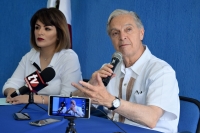 Lunes 24 de julio del 2017. Tuxtla Gutiérrez. Luis Ernesto Derbez sostuvo reuniones con empresarios, militantes y medios de comunicación. El excanciller afirmó que “No podemos continuar con la historia de inequidad que ha marcado a Chiapas. Es urgente rev