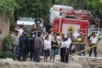 Lunes 13 de Junio del 2011 Cuatro obreros fallecen sepultados  en la construcción en los muros de contención del rió sabinal que su ubica en la 4 norte esquina con 10 oriente.