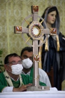 20210704. Tuxtla G. Oración por el desagravio de la iglesia en Tuxtla Gutiérrez.    Arzobispo implora por el arrepentimiento por acciones ofensivas en la profanación y prejuicio a la capilla de Esquipulas en la colonia Natalia.