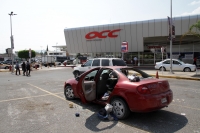 Viernes 15 de marzo del 2019. Tuxtla Gutiérrez. Negocios con destrozos y autos vandalizados después del operativo de desalojo del predio invadido en el libramiento norte