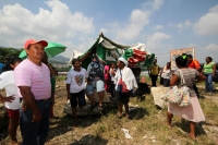 Martes primero de octubre del 2013. Tuxtla Gutiérrez. Unas 600 familias viven bajo la amenaza de ser desalojados de los predios invadidos en las cercanías del Fraccionamiento Vida Mejor ubicados en el lado oriente norte de la capital de Chiapas.
