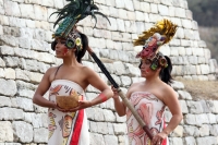 Lunes 19 de marzo del 2012. Representación maya recibe el equinoccio en Tenam Puente.