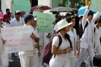 Miércoles 8 de mayo del 2019. Tuxtla Gutiérrez. Estudiantes de medicina de la UNACH buscan oportunidades de trabajo en Chiapas.