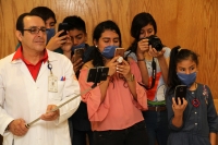 Domingo 7 de octubre del 2018. Tuxtla Gutiérrez. Estefanie, joven con leucemia celebra sus XV años con su familia, niños internos y doctores en el Hospital de Especialidades Pediátricas de Chiapas