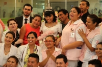 Domingo 7 de octubre del 2018. Tuxtla Gutiérrez. Estefanie, joven con leucemia celebra sus XV años con su familia, niños internos y doctores en el Hospital de Especialidades Pediátricas de Chiapas