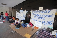 Lunes 22 de agosto, 2011. Los estudiantes continúan en huelga de hambre.