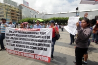 Jueves 24 de agosto del 2017. Tuxtla Gutiérrez. El generalizado hastí­o social en Chiapas recibe la manifestación normalista de este medio dí­a, donde los jóvenes se suman a las protestas para exigir el pago atrasado a maestros interinos en este año.