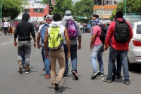 Jueves 24 de agosto del 2017. Tuxtla Gutiérrez. El generalizado hastí­o social en Chiapas recibe la manifestación normalista de este medio dí­a, donde los jóvenes se suman a las protestas para exigir el pago atrasado a maestros interinos en este año.