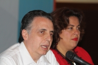 Miércoles 3 de agosto. Bruno Ferrari Secretario de Economía durante su visita a Chiapas encabeza la reunión de trabajo de la OCDE-Economía Federal en la ciudad de Tuxtla Gutiérrez para después realizar una gira de trabajo en algunos municipios del sureste