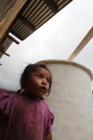 Jueves 22 de septiembre. Fabrican captadores de agua en comunidad tsotsil.