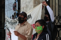 Jueves 16 de julio del 2020. Tuxtla Gutiérrez. Durante la protesta del FNLS esta mañana en la entrada del Congreso de Chiapas
