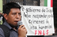 Jueves 7 de septiembre del 2017. Tuxtla Gutiérrez. El Frente nacional de Lucha por el Socialismo se manifiesta esta mañana en el Congreso chiapaneco para exigir que los legisladores adopten las observaciones y exigencias de las organizaciones  sociales 