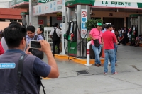 Miércoles 13 de junio del 2018. Tuxtla Gutiérrez. El movimiento magisterial y las organizaciones sumadas al paro nacional realizan la toma de algunas gasolineras en la capital del estado de Chiapas.