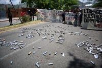 20210531. Tuxtla G. Continúan los enfrentamientos entre normalistas y las corporaciones policiacas de Chiapas