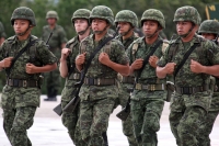 Miércoles 28 de diciembre. Nuevos elementos castrenses. Chicoasen, Chiapas. Elementos del Ejercito Mexicano terminan esta mañana la primera fase del Adiestramiento de Combate Individual de la VII Región Militar graduándose 201 elementos  que conforman el 