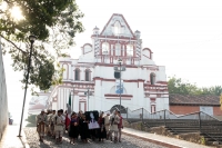 Lunes 11 de diciembre del 2017. Chiapa de Corzo. Esta mañana los peregrinos continúan el recorrido hacia sus comunidades desde esta localidad de la Ribera del Rio Grande.