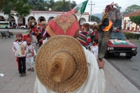 Lunes 11 de diciembre del 2017. Chiapa de Corzo. Esta mañana los peregrinos continúan el recorrido hacia sus comunidades desde esta localidad de la Ribera del Rio Grande.