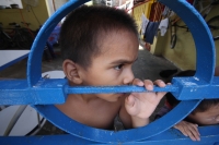 Julio del 2014. Tapachula de Córdoba y Ordoñez. Los Niños Hondureños. Después de vivir el éxodo ocasionado por la violencia en Honduras, acosados y perseguidos por los mareros, continúan el camino hacia el norte intentando olvidar la venganza que sus jóve