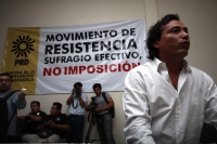 Jueves 9 de febrero del 2012. Llaman a la resistencia en contra de la imposición. Tuxtla Gutiérrez, Chiapas. Alejandro Gamboa ex dirigente estatal llama a la resistencia en contra de la imposición en el PRD en una reunión de trabajo con militantes de este
