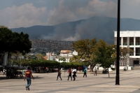 Miércoles 18 de marzo del 2020. Tuxtla Gutiérrez. Los fuertes incendios de la depresión central de Chiapas son visibles desde la plaza central de la ciudad.